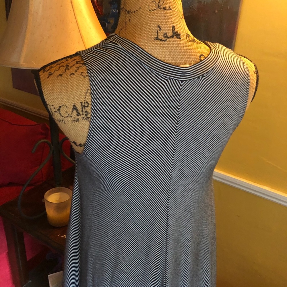 Striped tank - Picture 3 of 3